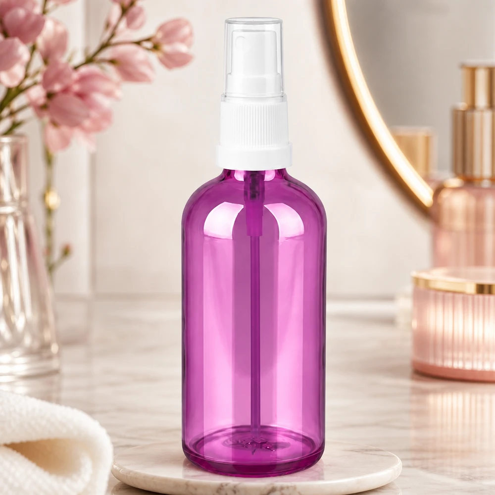 Dispensador de spray de 100 ml feito de plástico de alta qualidade com um design moderno de linhas roxas