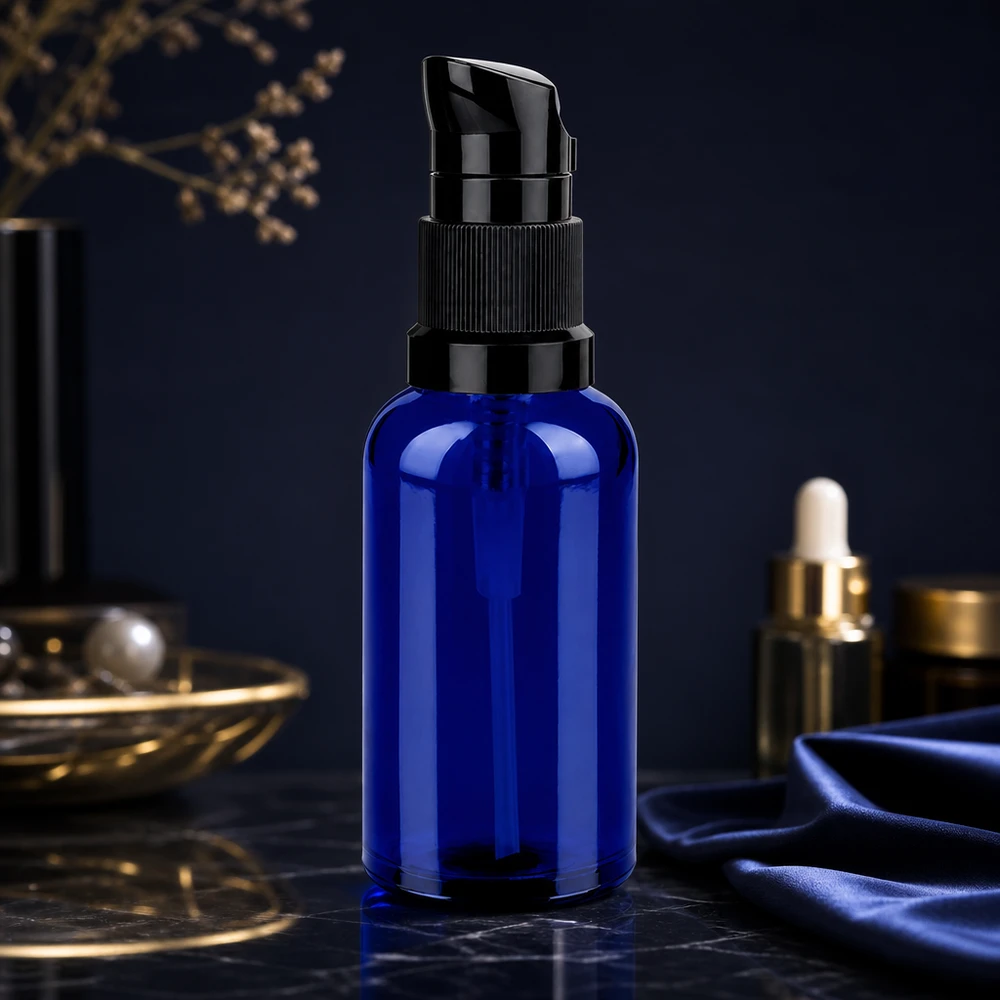 Frasco de vidro de alta qualidade de 50 ml em azul elegante com cabeça de bomba preta STD BlueLine UT18/50