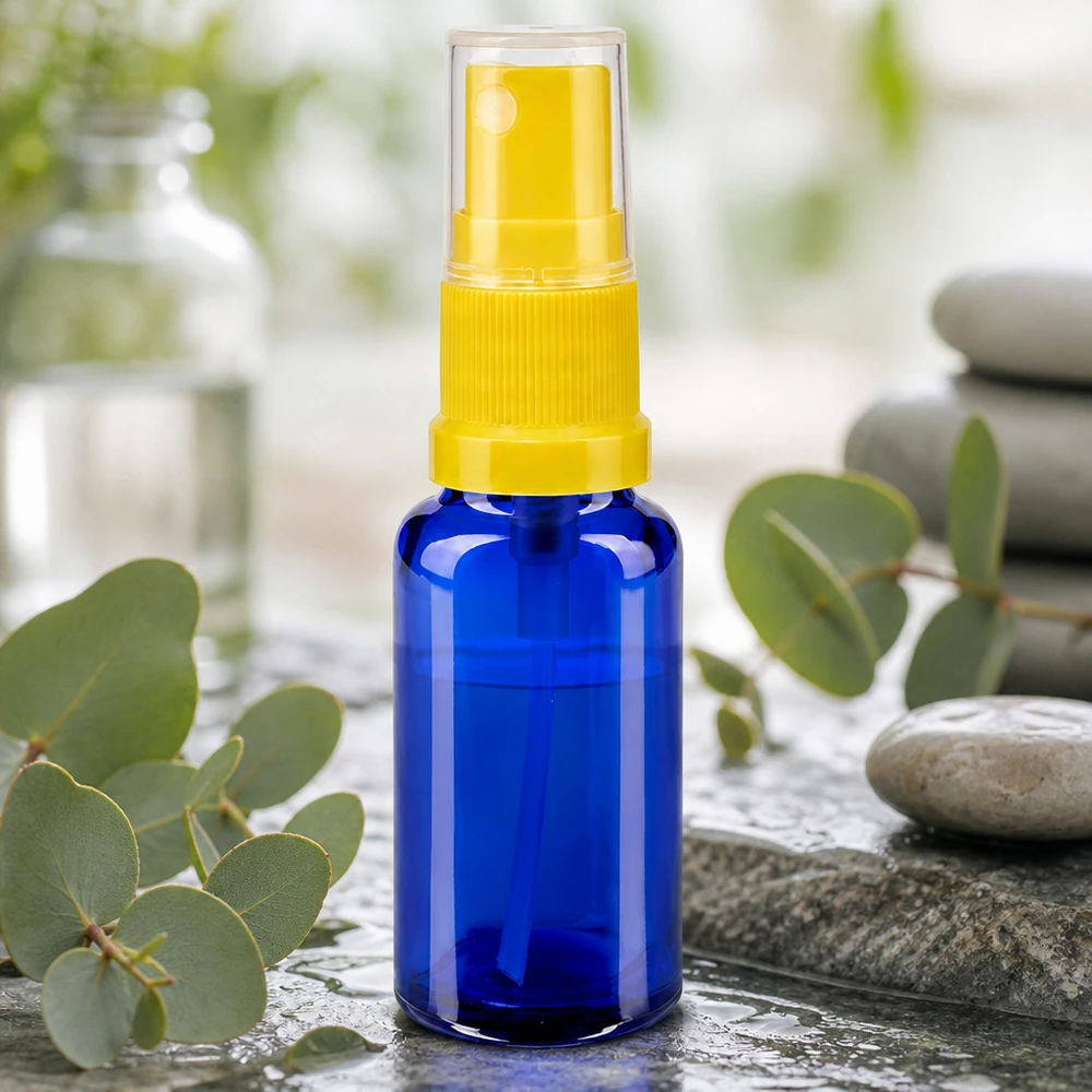 Frasco de farmácia azul 20ml spray top amarelo Frasco pulverizador compacto de 20 ml, em vidro de proteção azul, com bico pulverizador amarelo, para farmácias