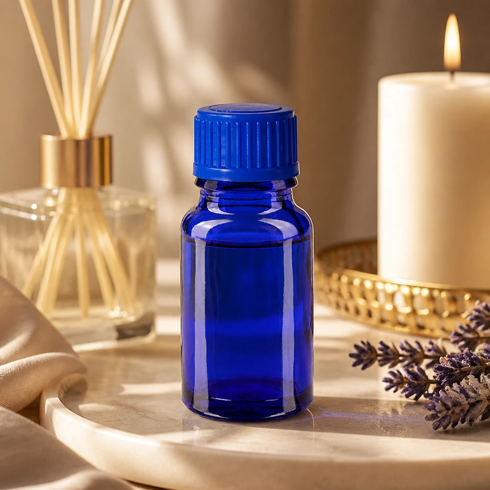 Frasco de vidro compacto de 10 ml em azul elegante para aplicações de aromaterapia e bem-estar