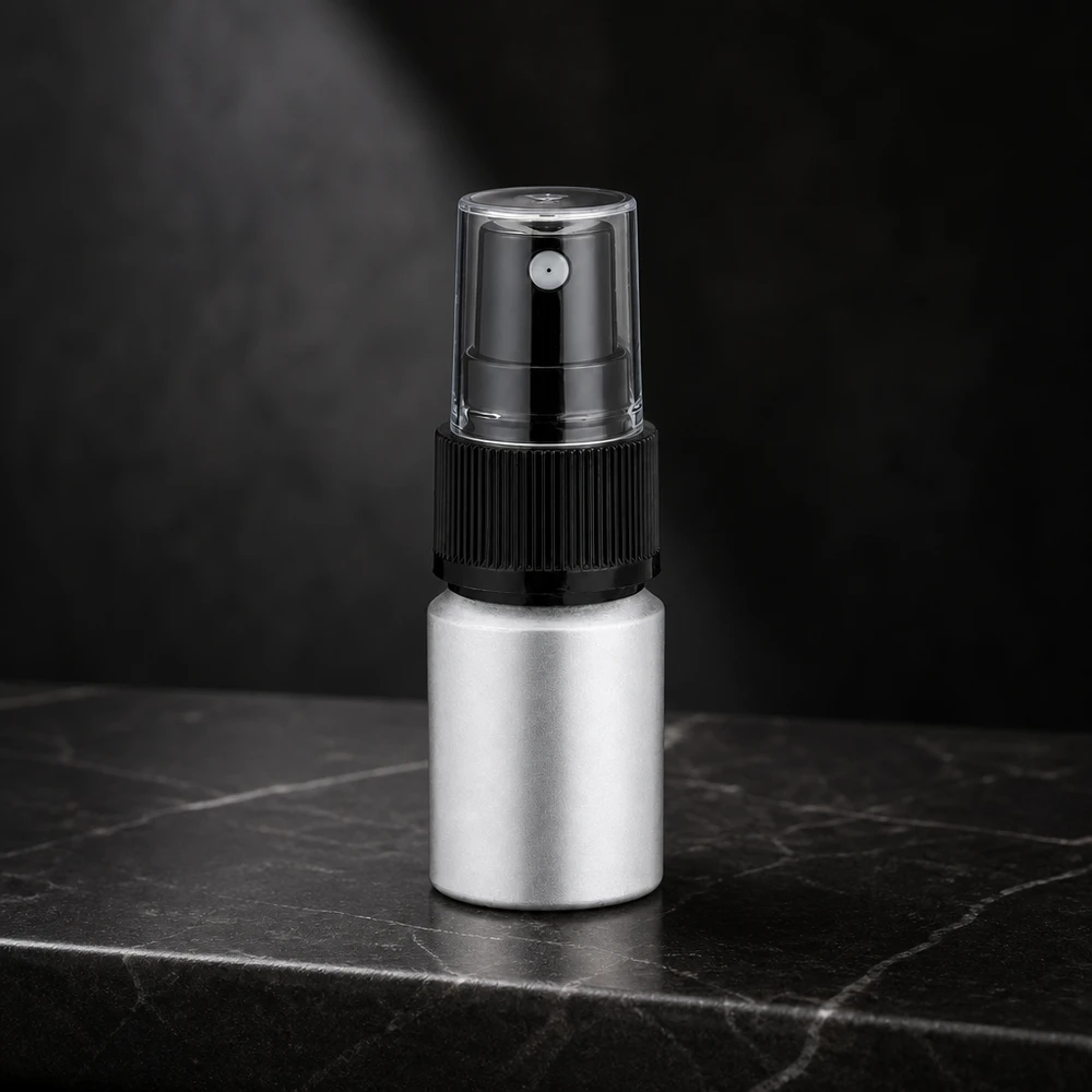 Frasco de alumínio de 10 ml com pulverizador de bomba preto compacto e prático para aplicações móveis