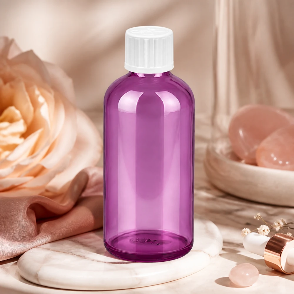 Frasco conta-gotas de 100 ml com tampa de rosca inviolável de 1,2 mm de vidro branco padrão resistente a crianças PurpleLine. UT18/100 Frasco de vidro compacto de 100 ml com conta-gotas preciso de 1,2 mm em roxo elegante para produtos de beleza